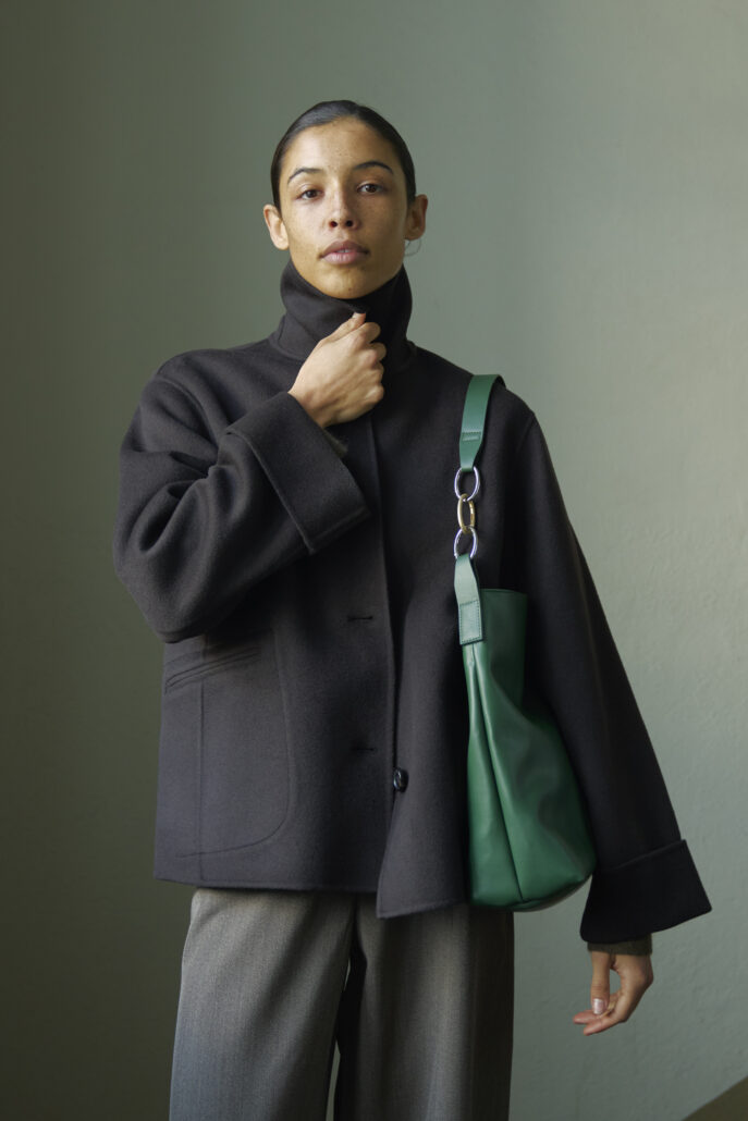 Bestseller: die Versatile Tote in Pine Green aus Oleatex.